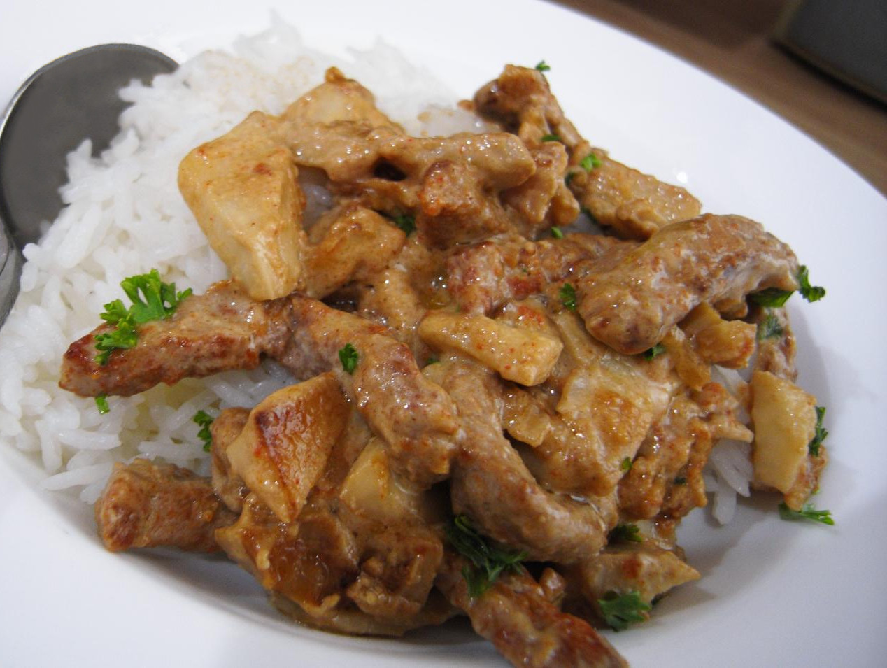 Rich Beef Stroganoff