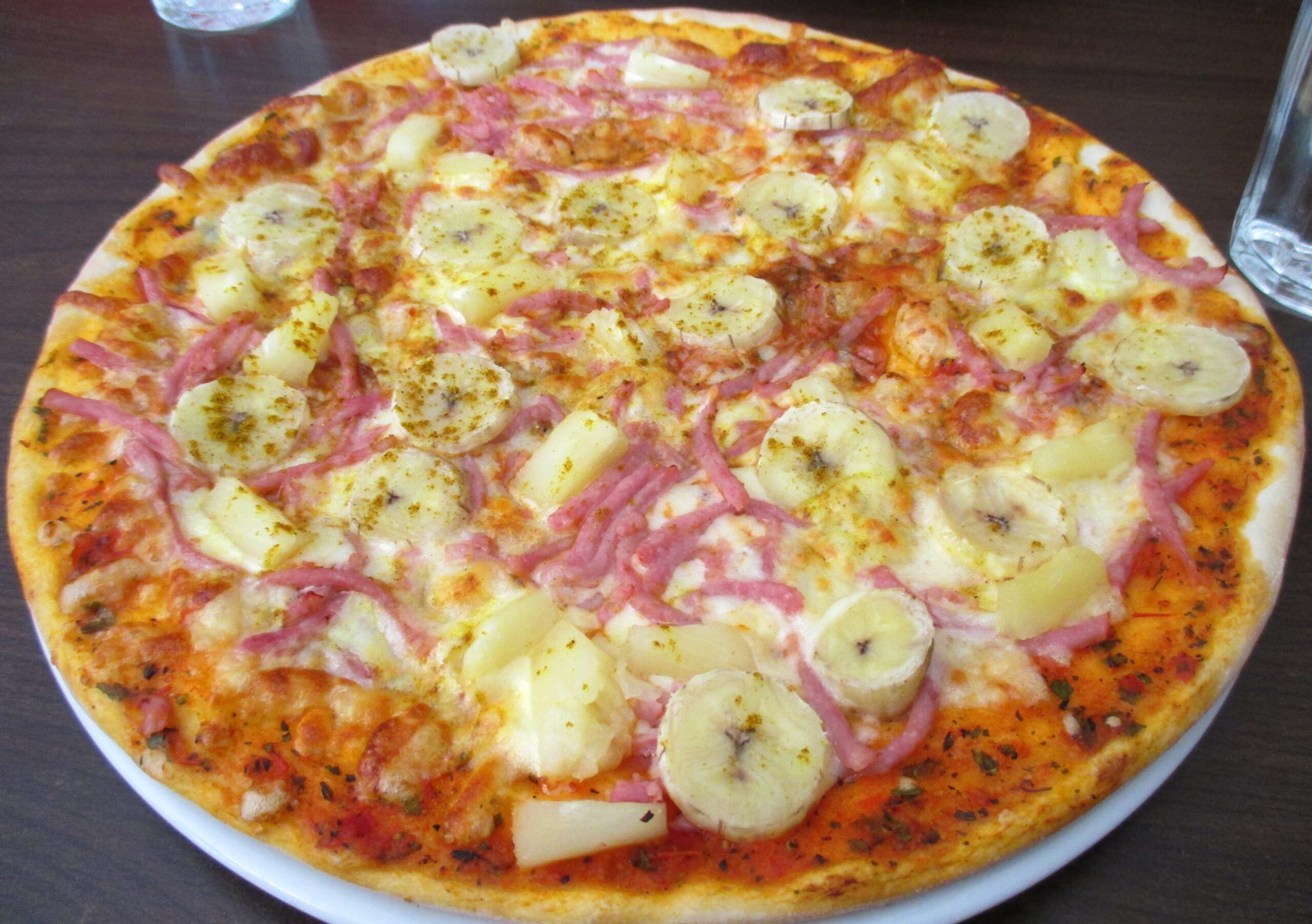 Bananas and Curry on Pizza? That's How the Swedish Do It