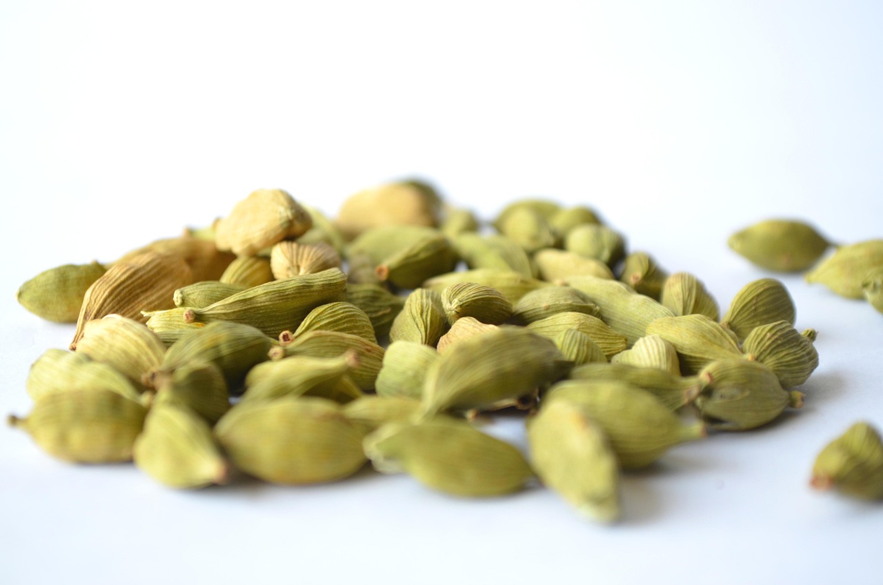 Exploring the Bold Return of Cardamom in Nut-Based Dishes