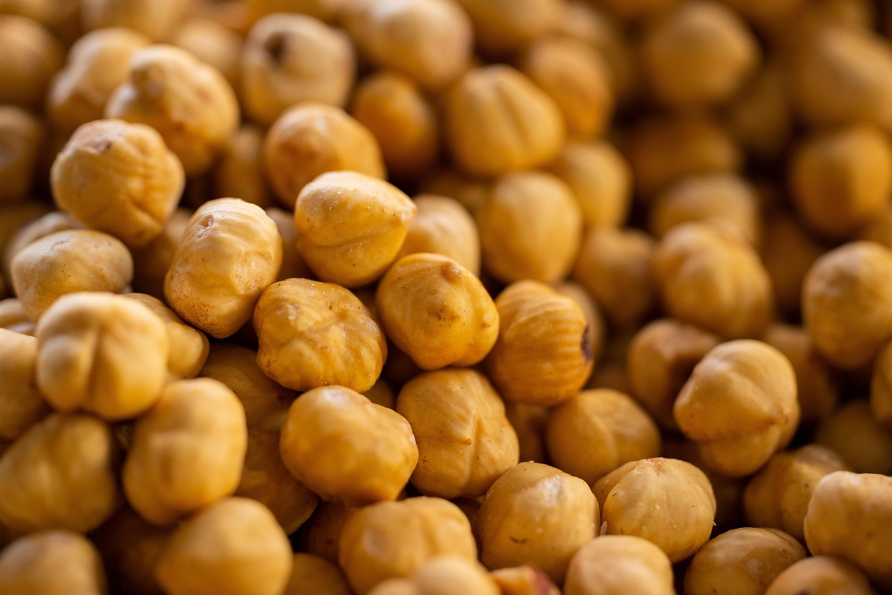 The 10 Healthiest Nuts – Ranked Best to Worst