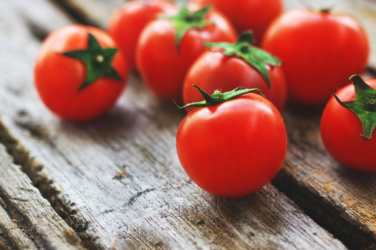 Rising Prices and Missing Foods: 15 Ingredients Caught in Trump’s Tariff War