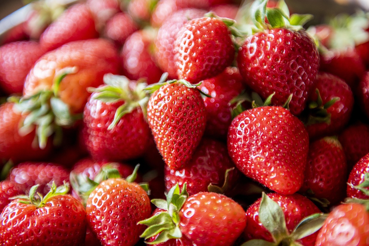 The Best Fruits for Radiant, Glowing Skin