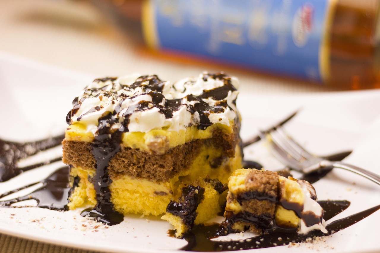 Retro Pudding Cakes Are Officially the Coziest Comeback of 2025