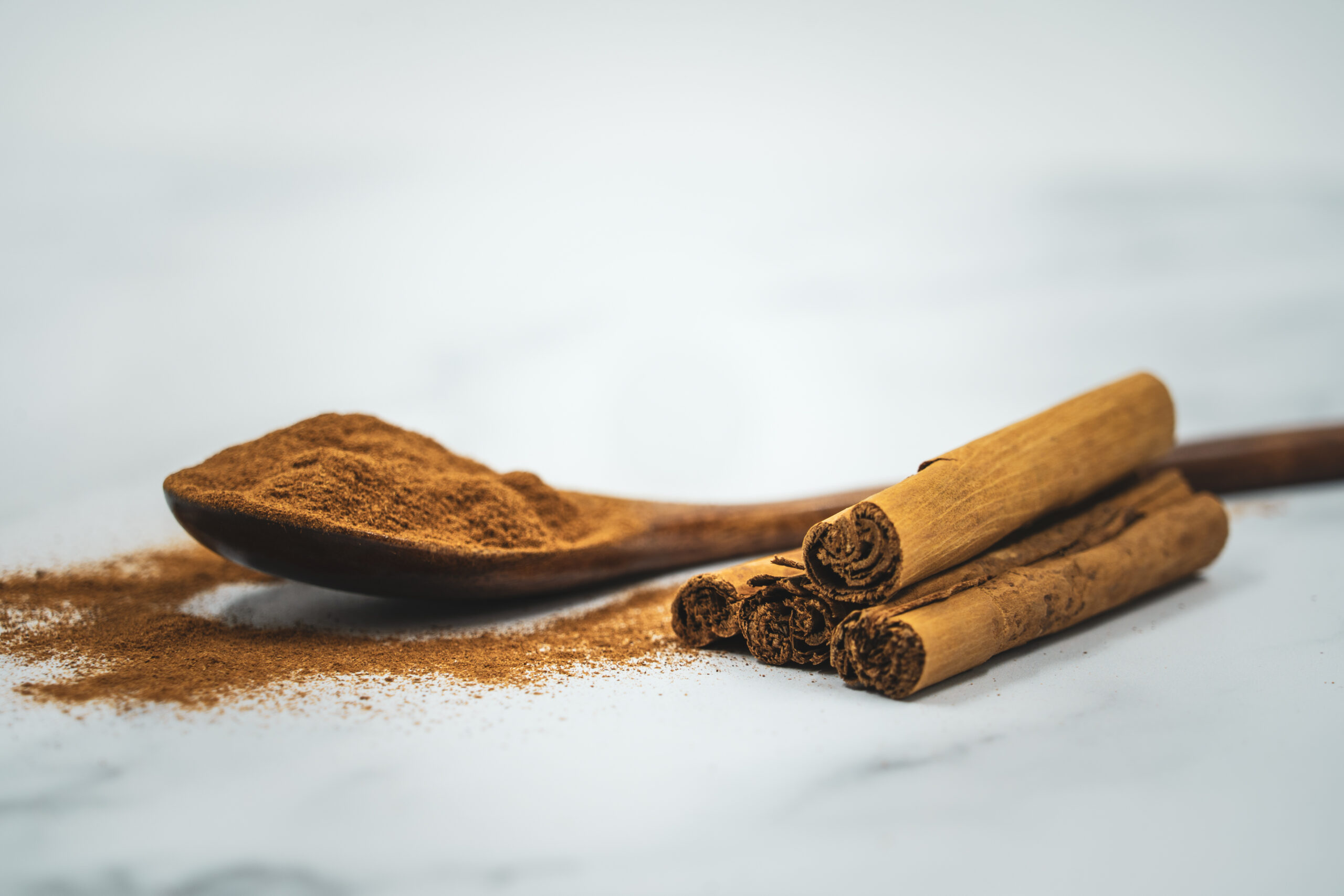 8 Herbs and Spices That Naturally Kill Harmful Bacteria