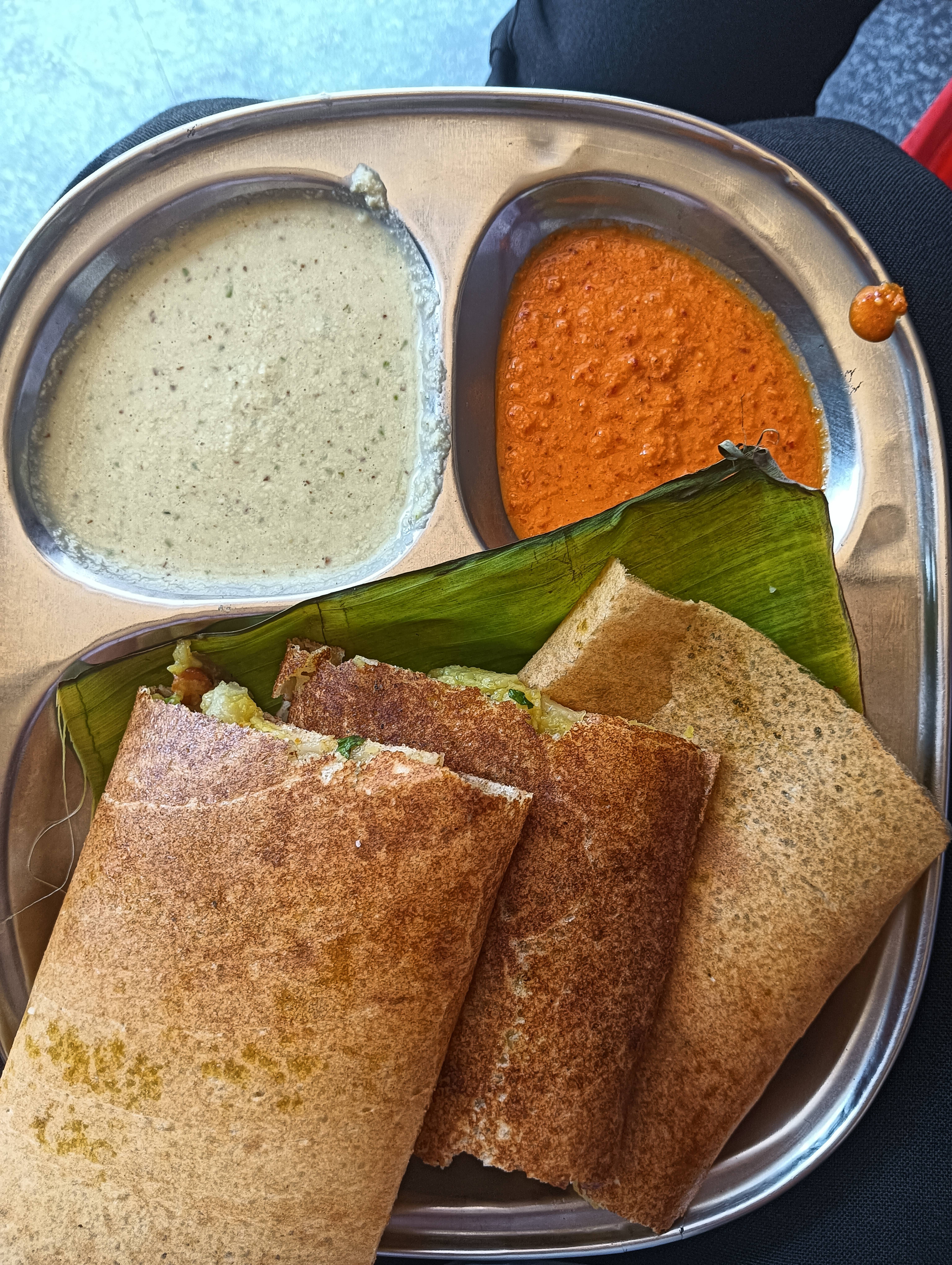 Inside India’s Street Food Scene: Spice, Flavor, and Pure Chaos