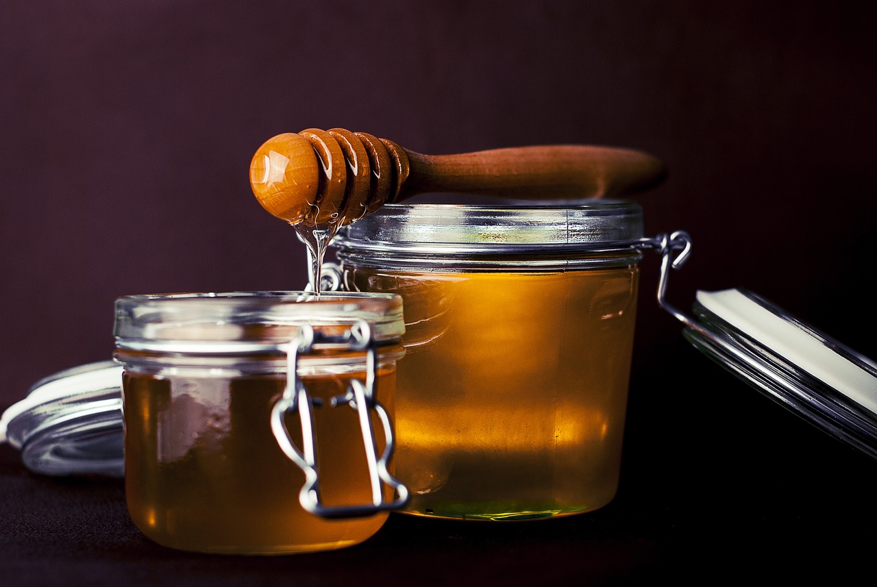 Honey or Sugar: Which One’s the Better Pick?