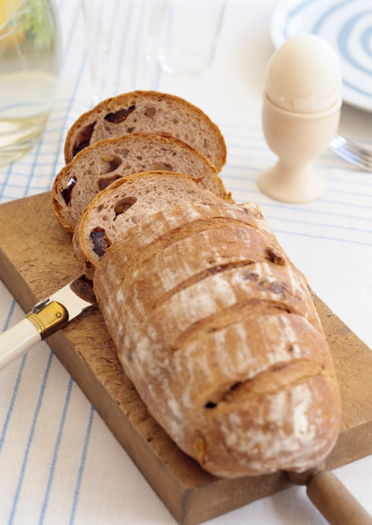 How Refined Bread Impacts Insulin and Weight Over Time
