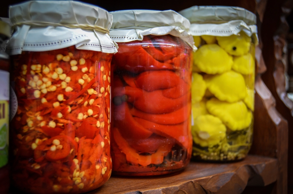 6 Everyday Foods That May Be Toxic—and 3 That Heal