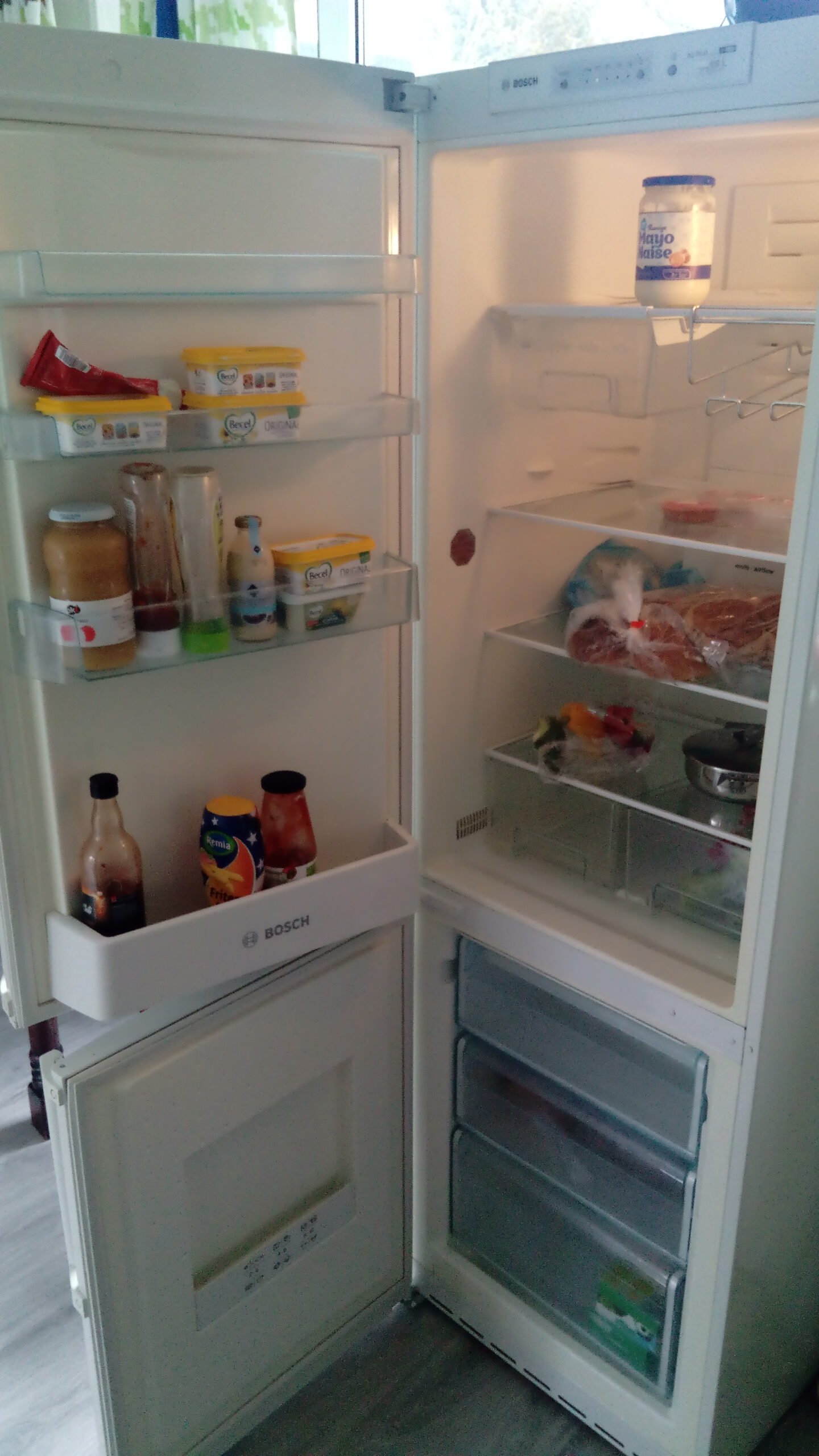 10 Most Common Fridge Mistakes That Ruin Healthy Food