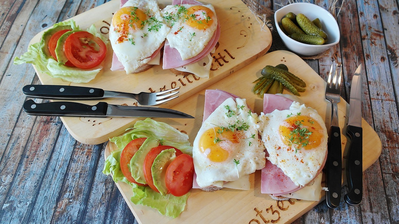 10 Most Common Foods That Disrupt Gut Health and Digestion