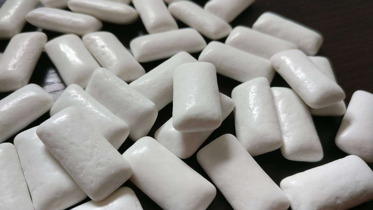 8 Foods That Cause Bloating (And You Think They’re Good)