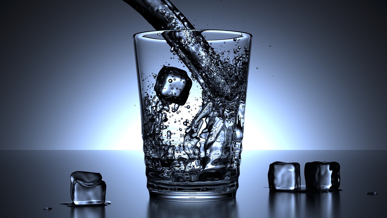 7 Most Common Hydration Mistakes Made During Meals