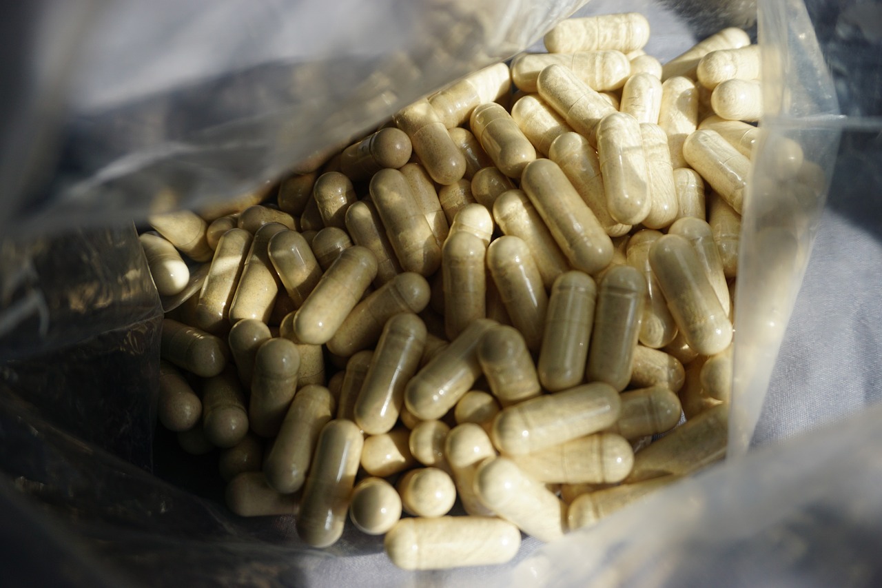 9 Supplements That Harm Endurance But Athletes Still Use Them