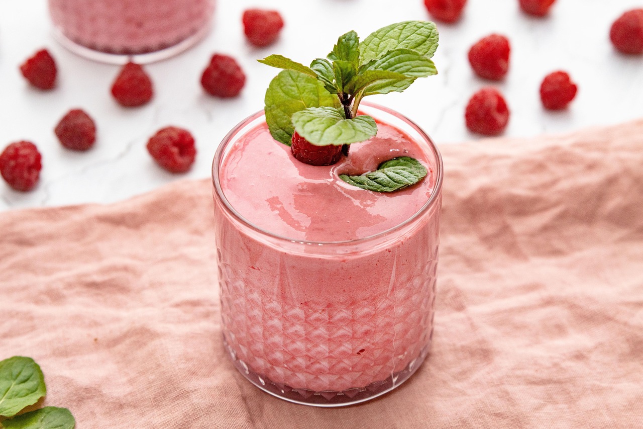 13 Smoothie Trends That Backfire for People With Insulin Resistance