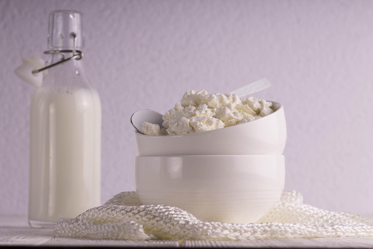 Why Everyone Is Suddenly Obsessed With Cottage Cheese