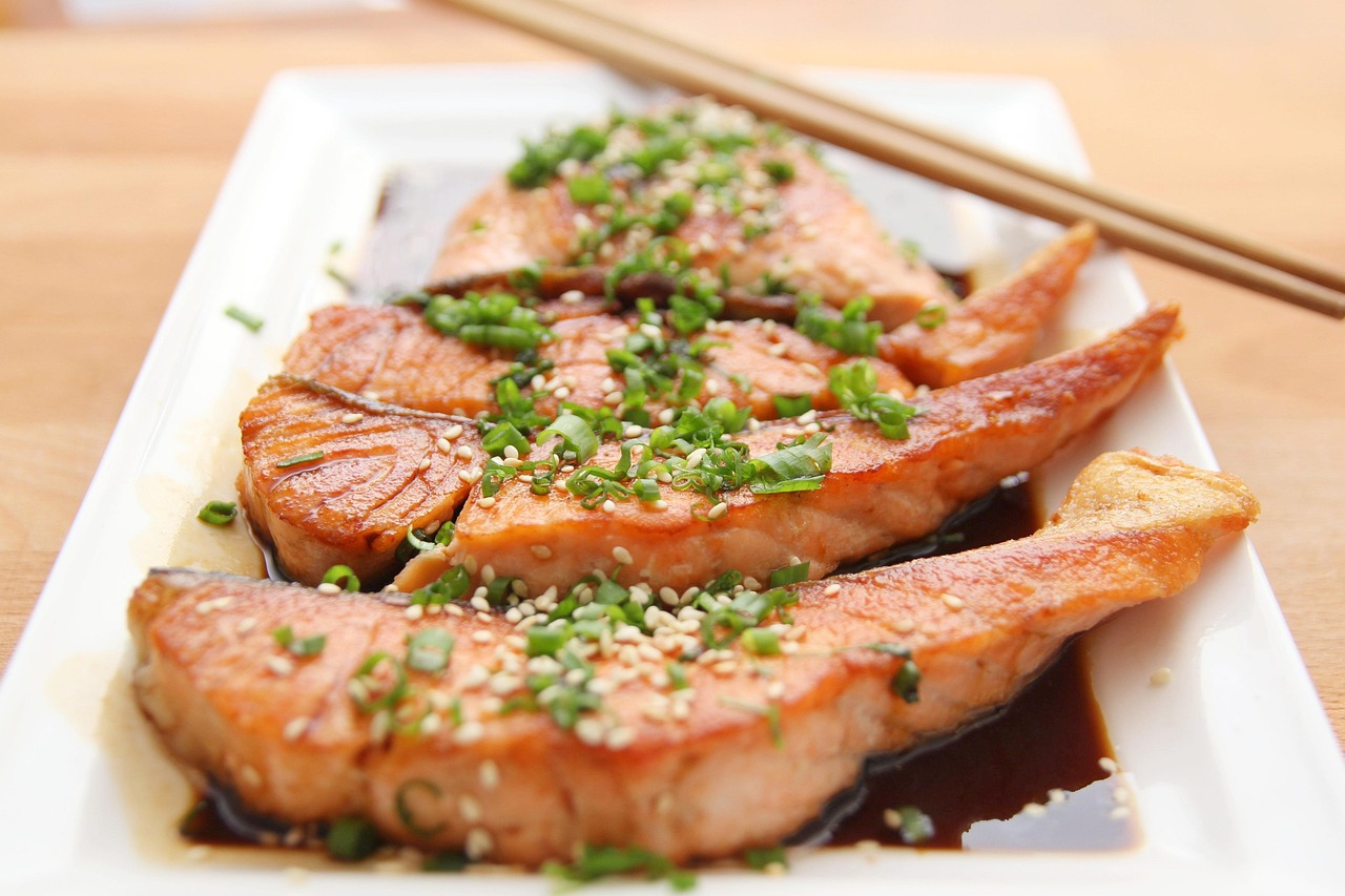 Top 10 Foods That Support Thyroid Health