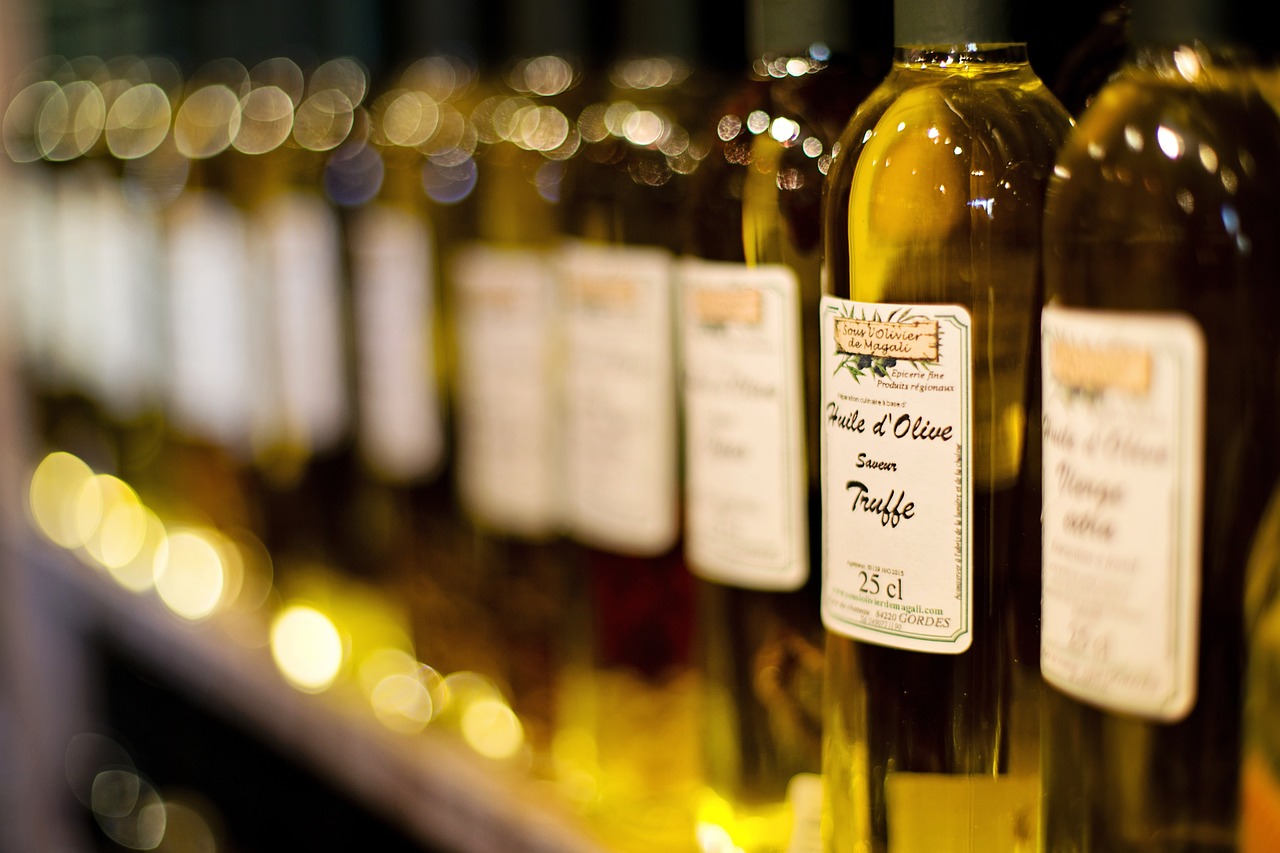 5 Oils and Vinegars You Should Never Store Together (But It's a Common Mistake)
