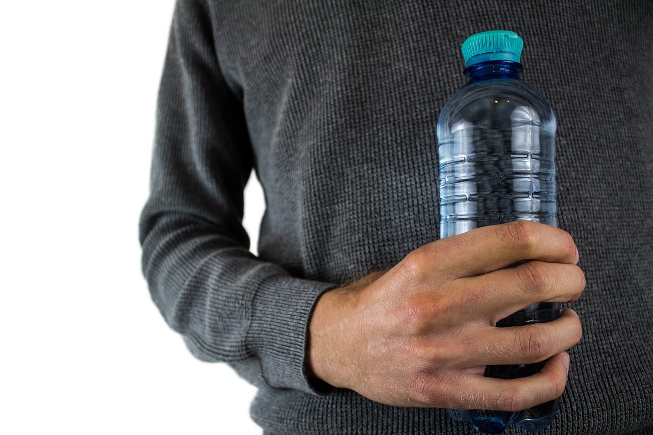 4 Bottled Waters People Love—and 2 They're Starting to Skip