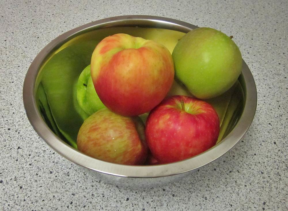 7 Grocery Items You Should Always Choose Organic