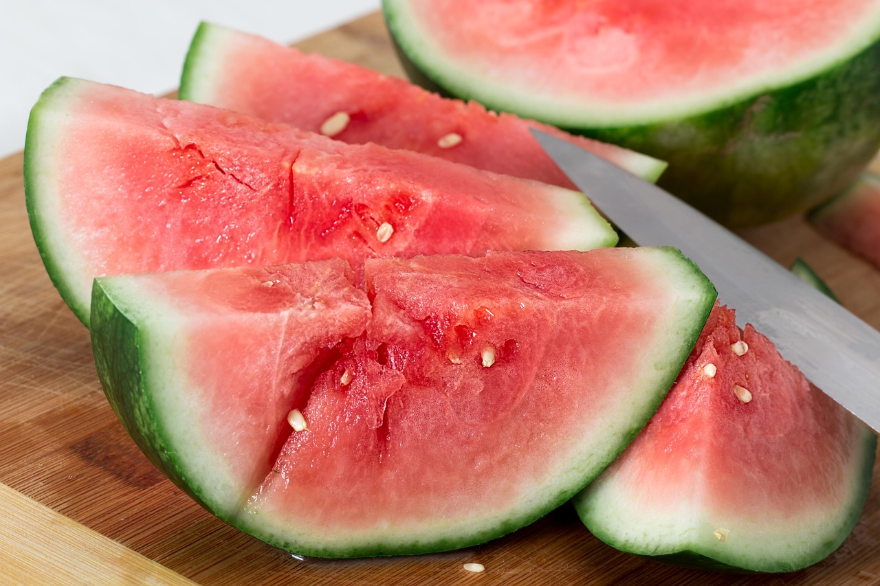 "Fruit Swaps for Low-Sugar Dieters: What to Ditch and What to Keep"