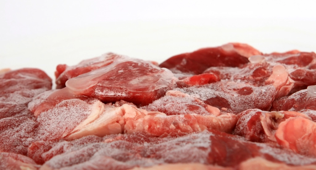 8 Restaurant "Fresh" Items That Are Actually Frozen for Months But They Charge Premium Prices