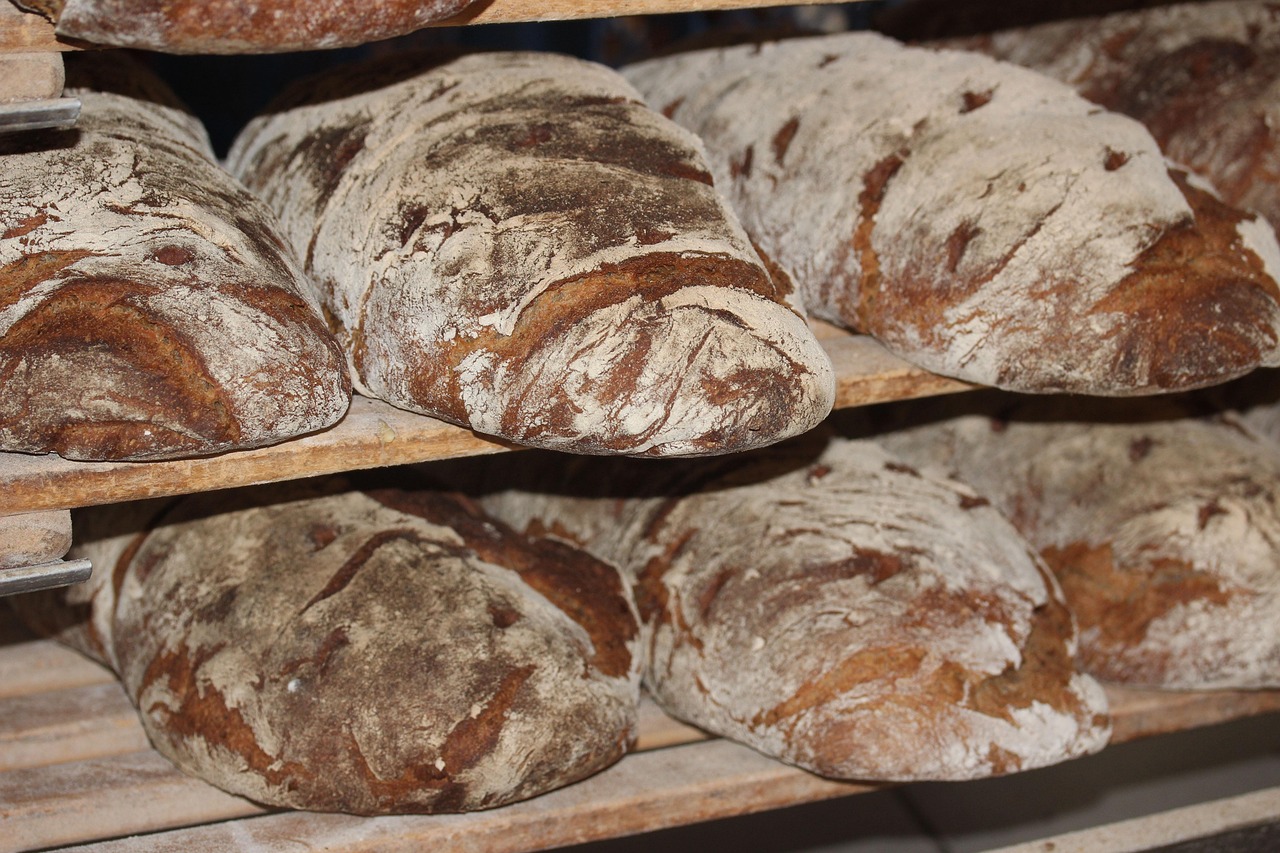 6 Fresh Breads That Go Stale in a Day (Yet Sit on Kitchen Counters All Week)