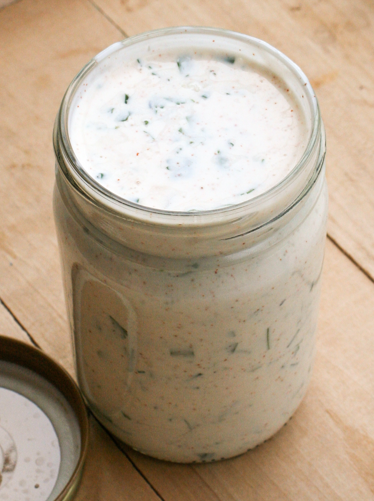 6 Open Dressings That Spoil, Separate, and Lose Flavor Easily—Yet We Still Keep Them