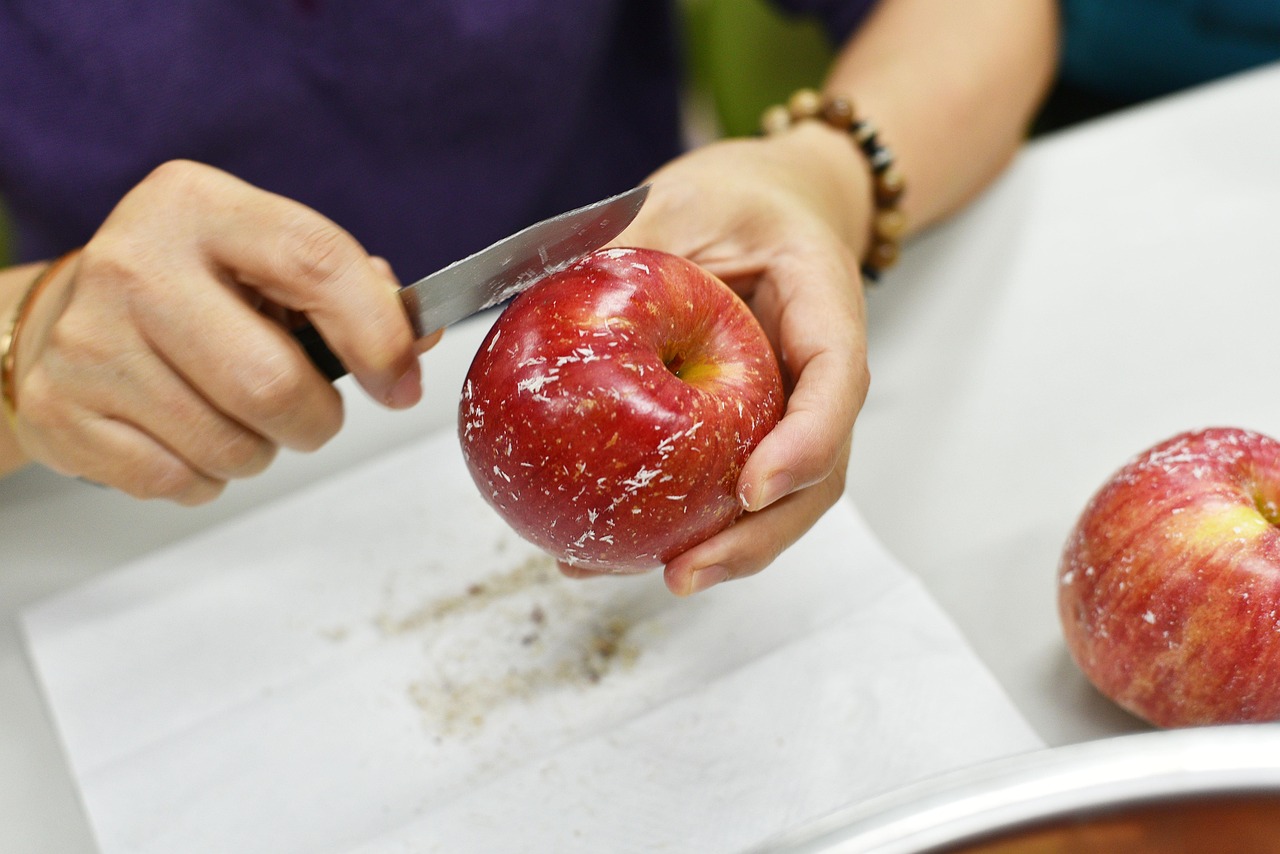 6 Foods You Should Always Wash—And 3 You Don't (Are You Washing Wrong?)