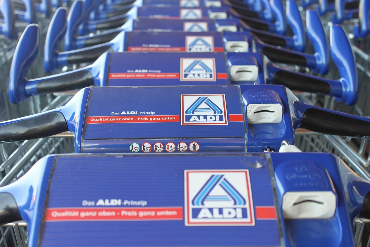 I Tried Shopping at Aldi for the First Time—Here's What I Discovered