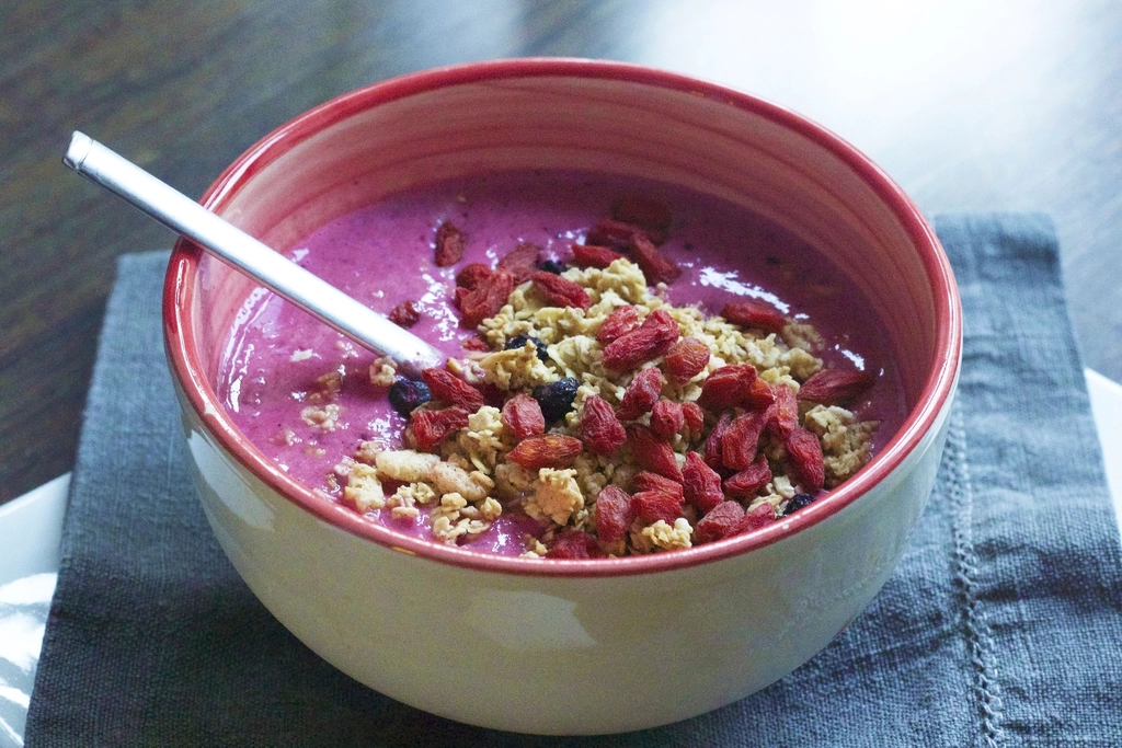 10-Minute Breakfast Bowls You Can Make in Less Than 10 Minutes