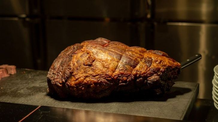 The Best Way to Reheat Roast Beef Without Losing Tenderness