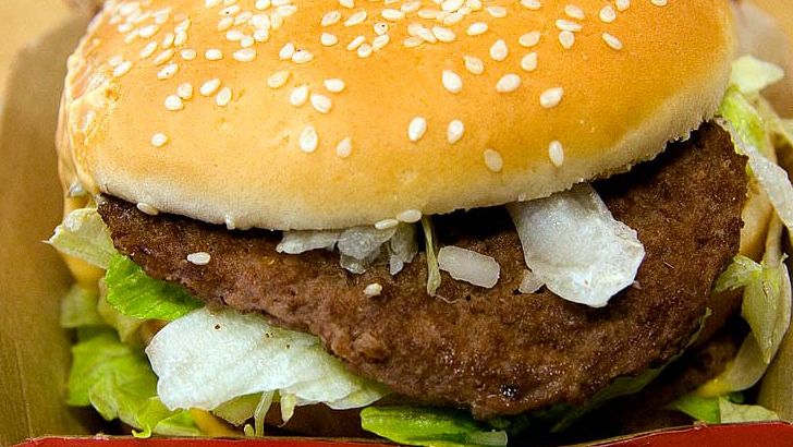 7 Most Overrated Fast-Food Burgers According to Clients