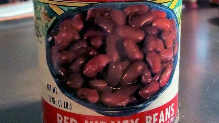 6 Canned Goods Worth Keeping On Hand And 4 Better Left Out