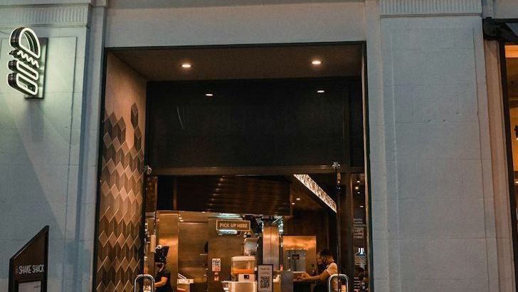 The 10 Most Overpriced Chain Restaurants In America Right Now - According to Clients