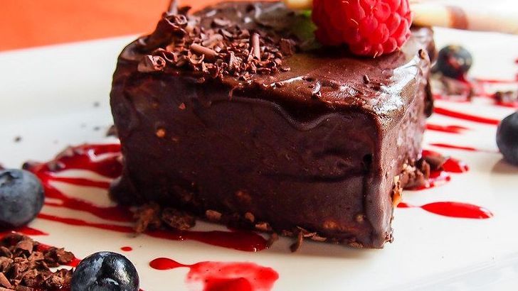 Do Restaurants Really Make Desserts From Scratch?