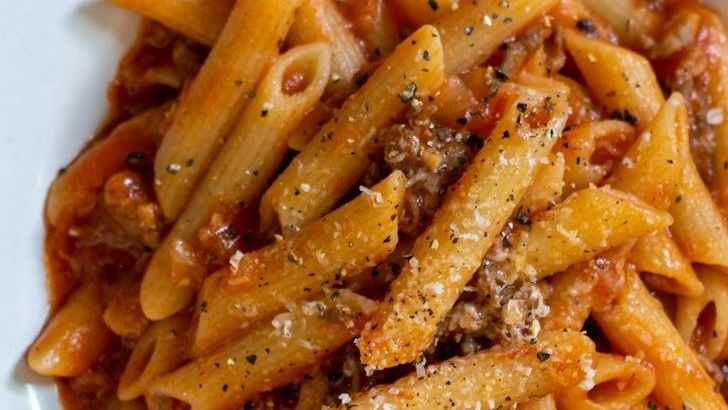 Stop Boiling Pasta In A Pot – Cooking It In A Pan Saves Water And Adds Flavor