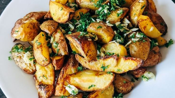 10 Foods That Nutritionists Warn You Should Never Microwave Twice