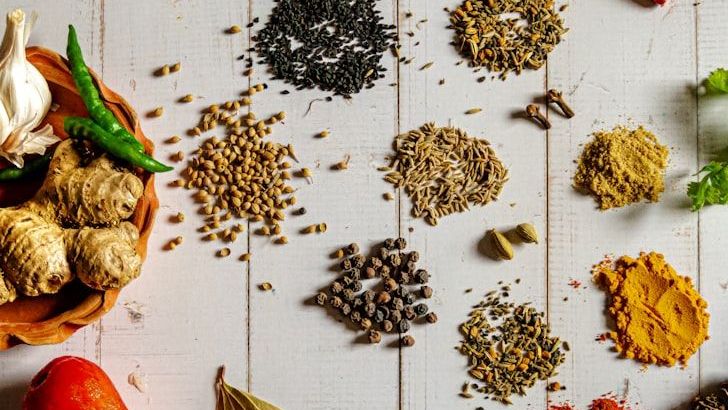 10 Pantry Staples Chefs Always Keep For Quick Meals