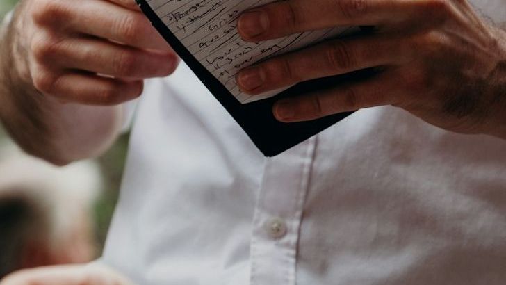 4 Questions Better Not Asked To Servers, According To Restaurant Professionals