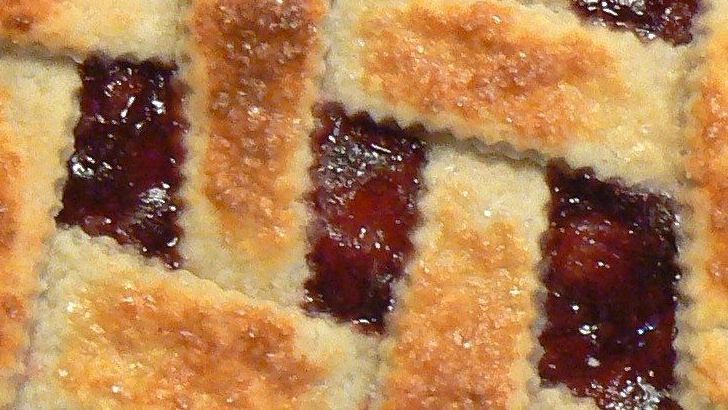14 Homemade Pies That Built Family Traditions