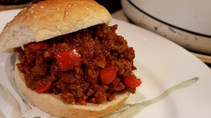 10 Old-School Lunches That Deserve A Comeback, Culinary Researchers Suggest