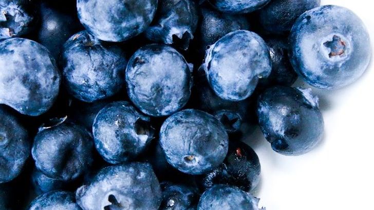 12 Health Foods Doctors Say Are Worth the Money - And 5 That Aren't