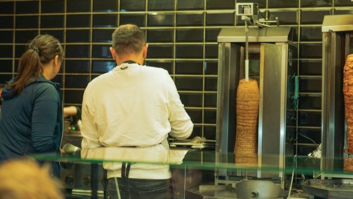 Food Historians Explain Why Classic American Diners Are Disappearing