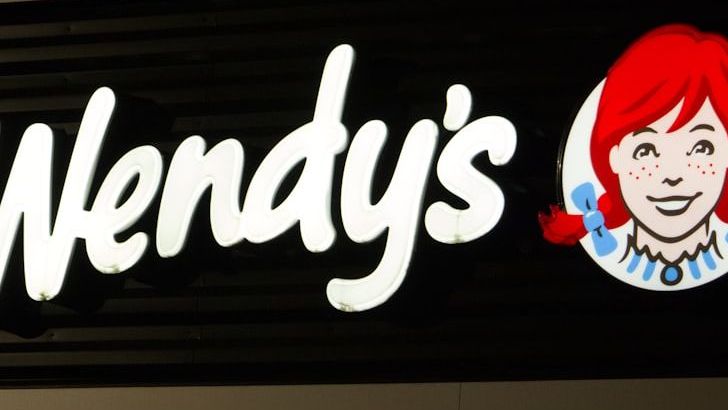 Fast-Food Chains Struggling to Survive, Experts Reveal Why