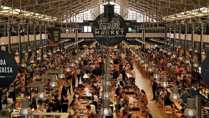 The Rise of Food Halls and Why They Feel So Comfortably Familiar