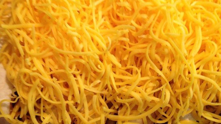 8 Popular Restaurant Dishes That Don't Exist Outside the U.S.