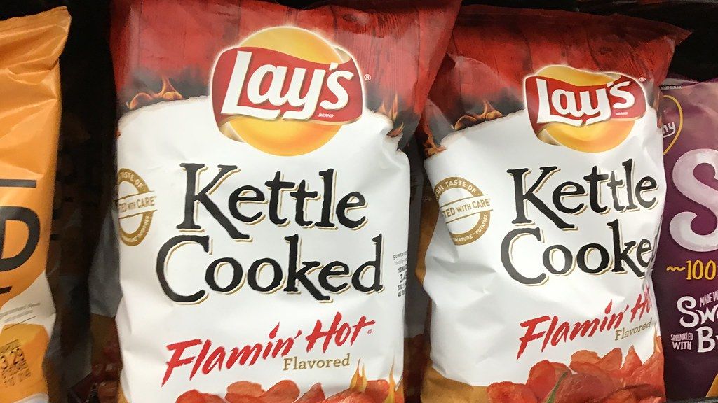 10 Classic Chip Flavors Collectors Still Crave – Food Experts Say