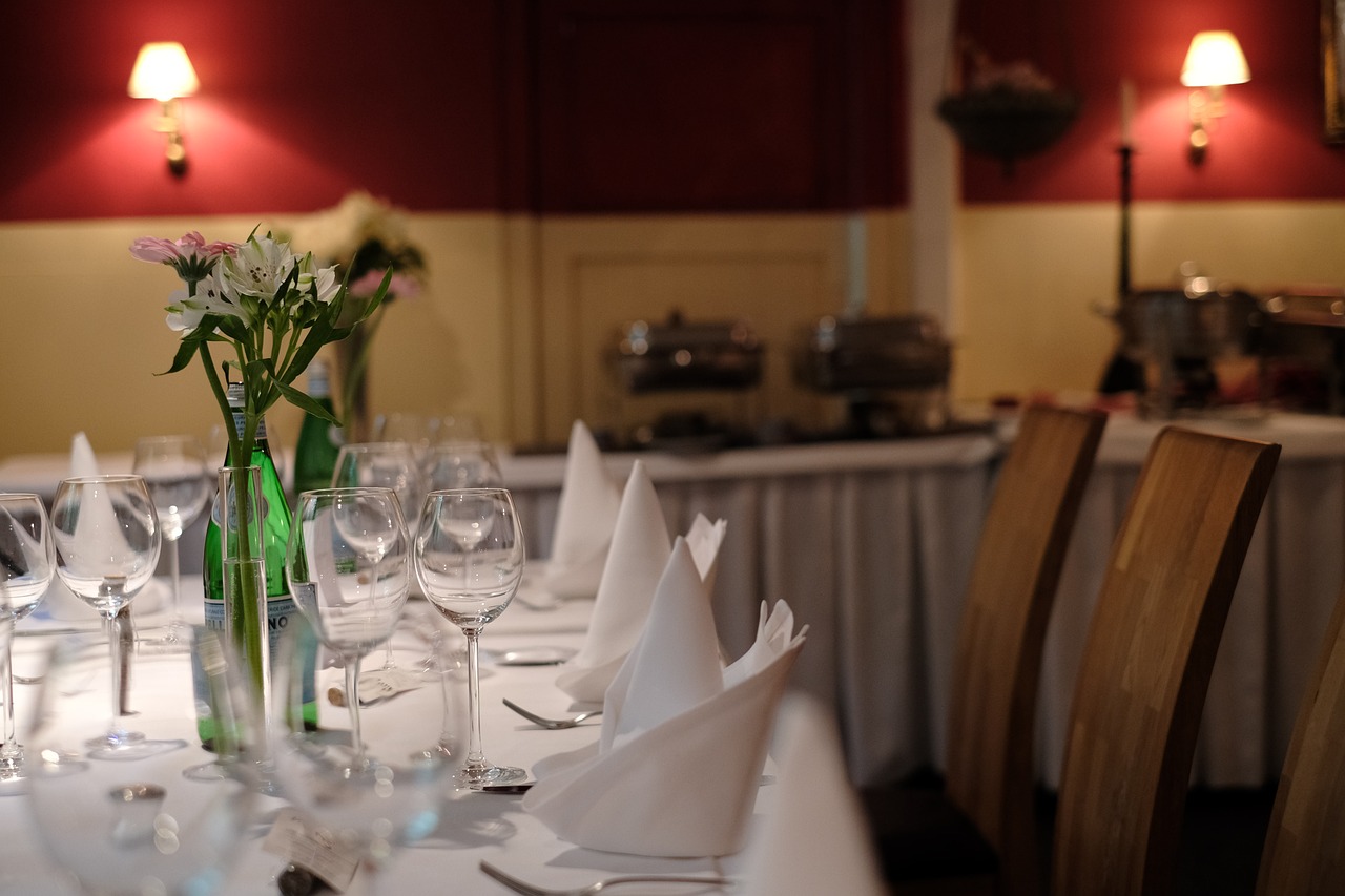 A Bunch of People Are Out of Town, Let’s Feast!