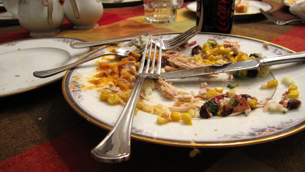 What Really Happens to Buffet Leftovers? Industry Insiders Reveal the Truth