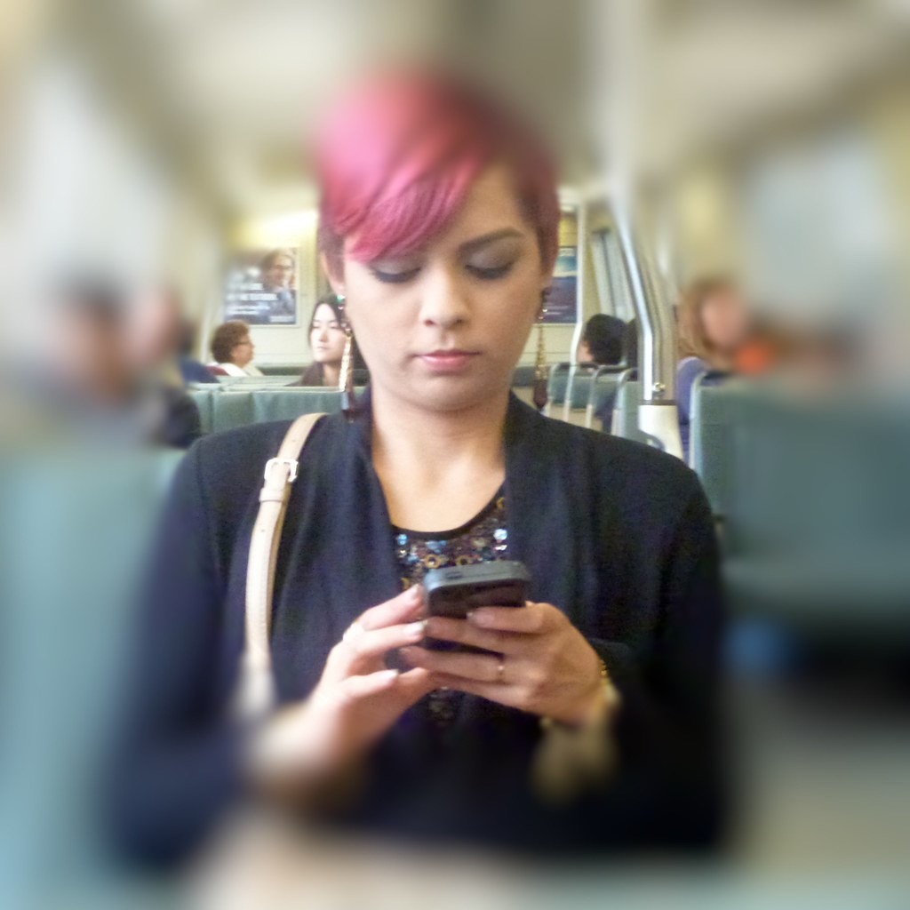 Scientists report on text message surveillance trial used to detect outbreaks